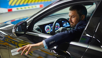 Parkujte přímo na letišti