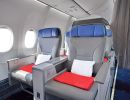 business class sedadla u okna